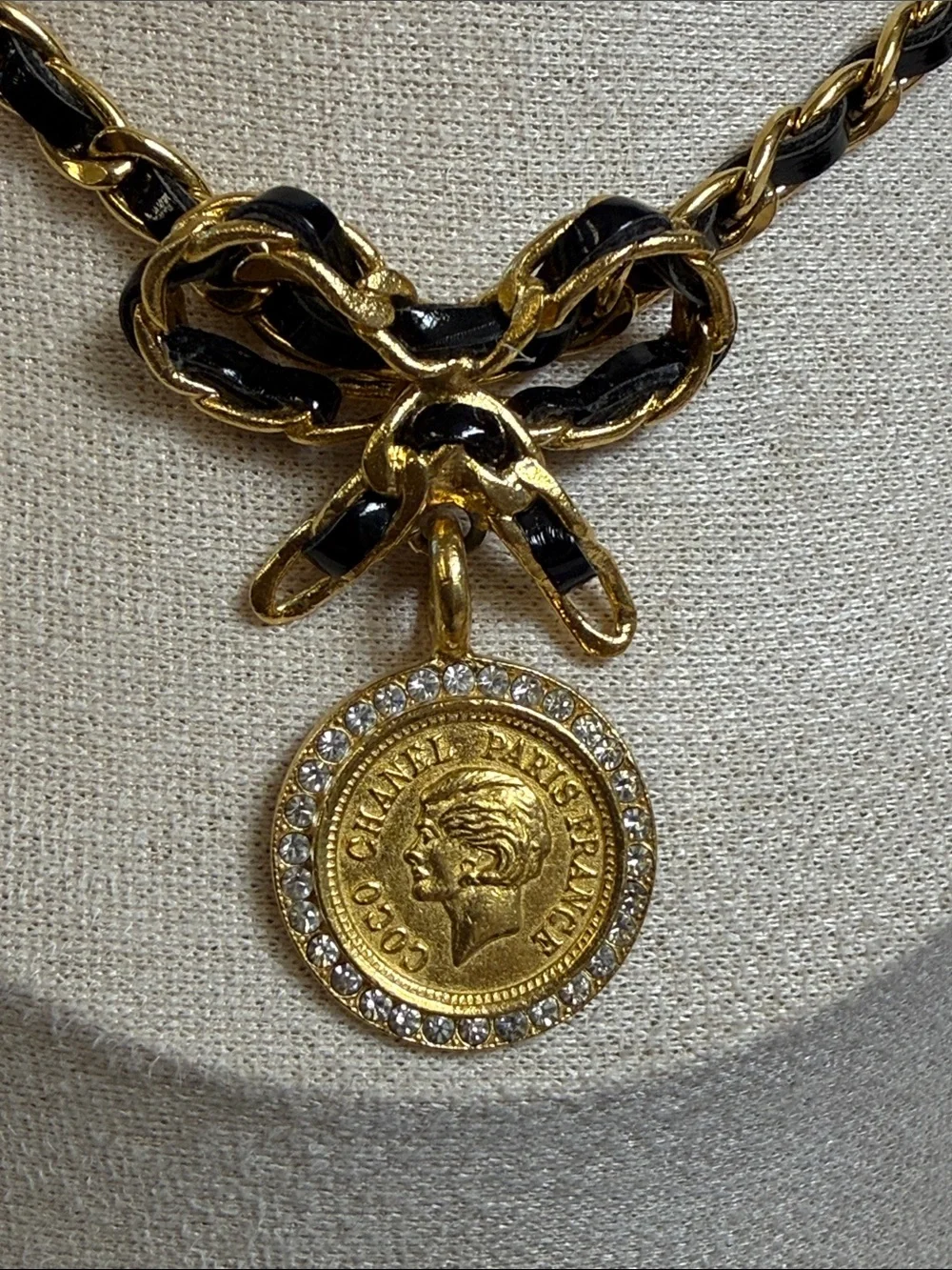 CHANEL Gold and Black Bow Link Choker with Coin Charm
